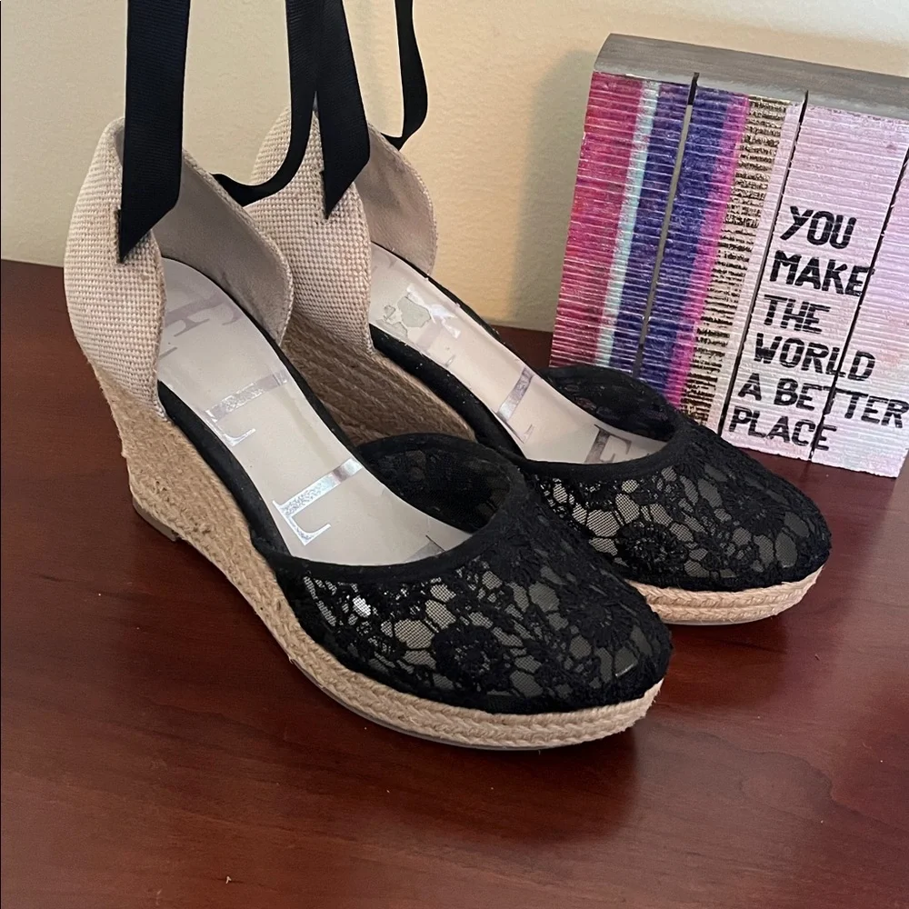 🏝️🚢 Size 6.5 Elegant‎ Black Lace Wedge Espadrilles, 2.5” Heel w/ Leg Laces